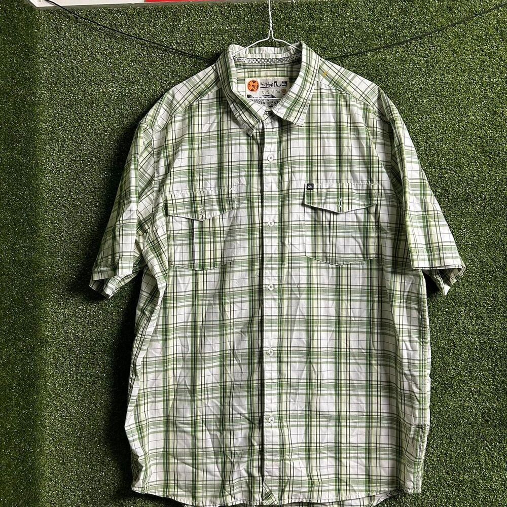 Quiksilver Men's Green Shirt